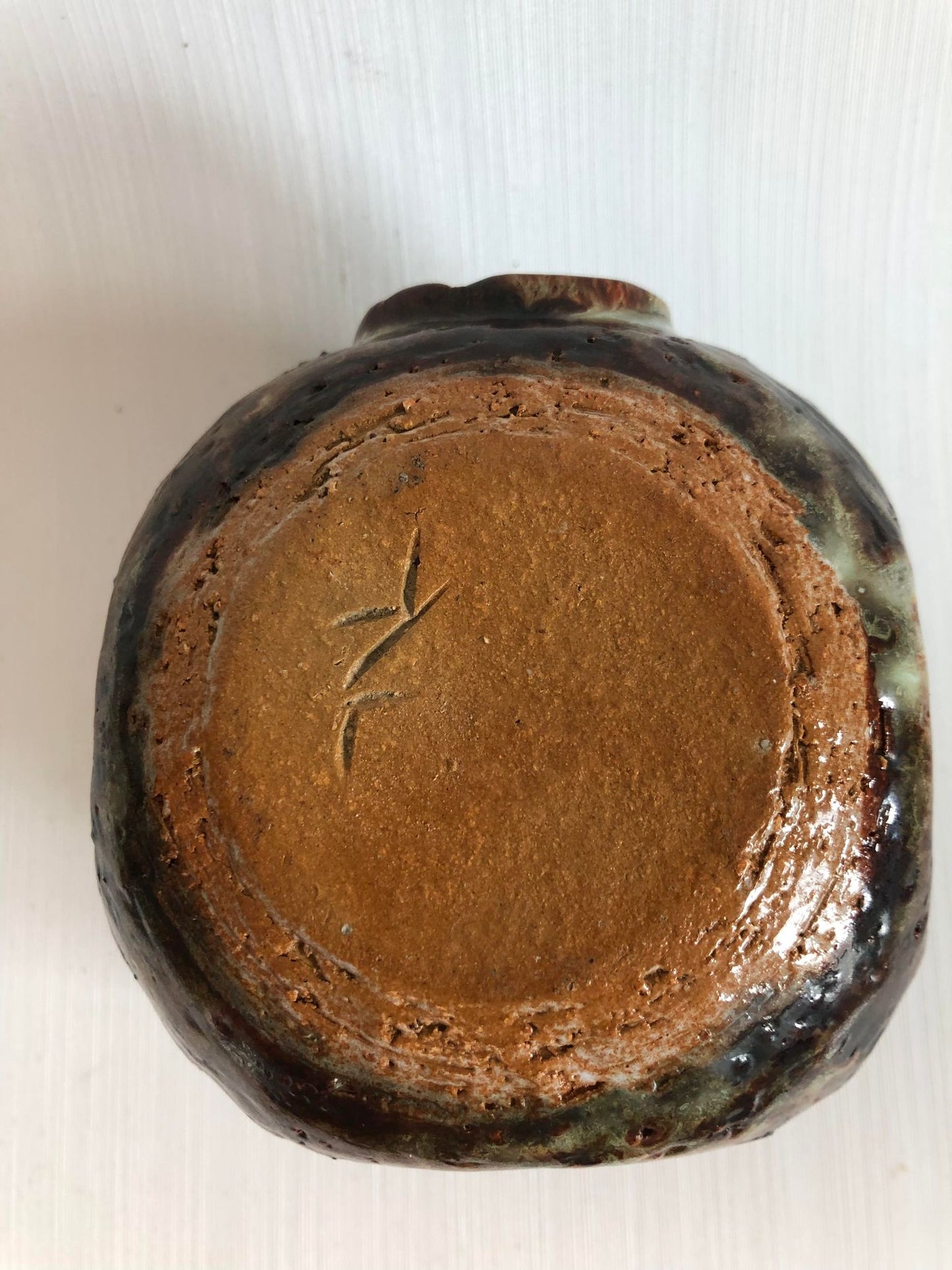 美しい小さな素朴な炻器の花瓶 - no. 0899