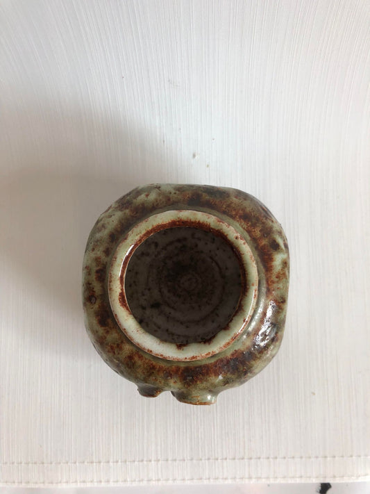 美しい小さな素朴な炻器の花瓶 - no. 0899