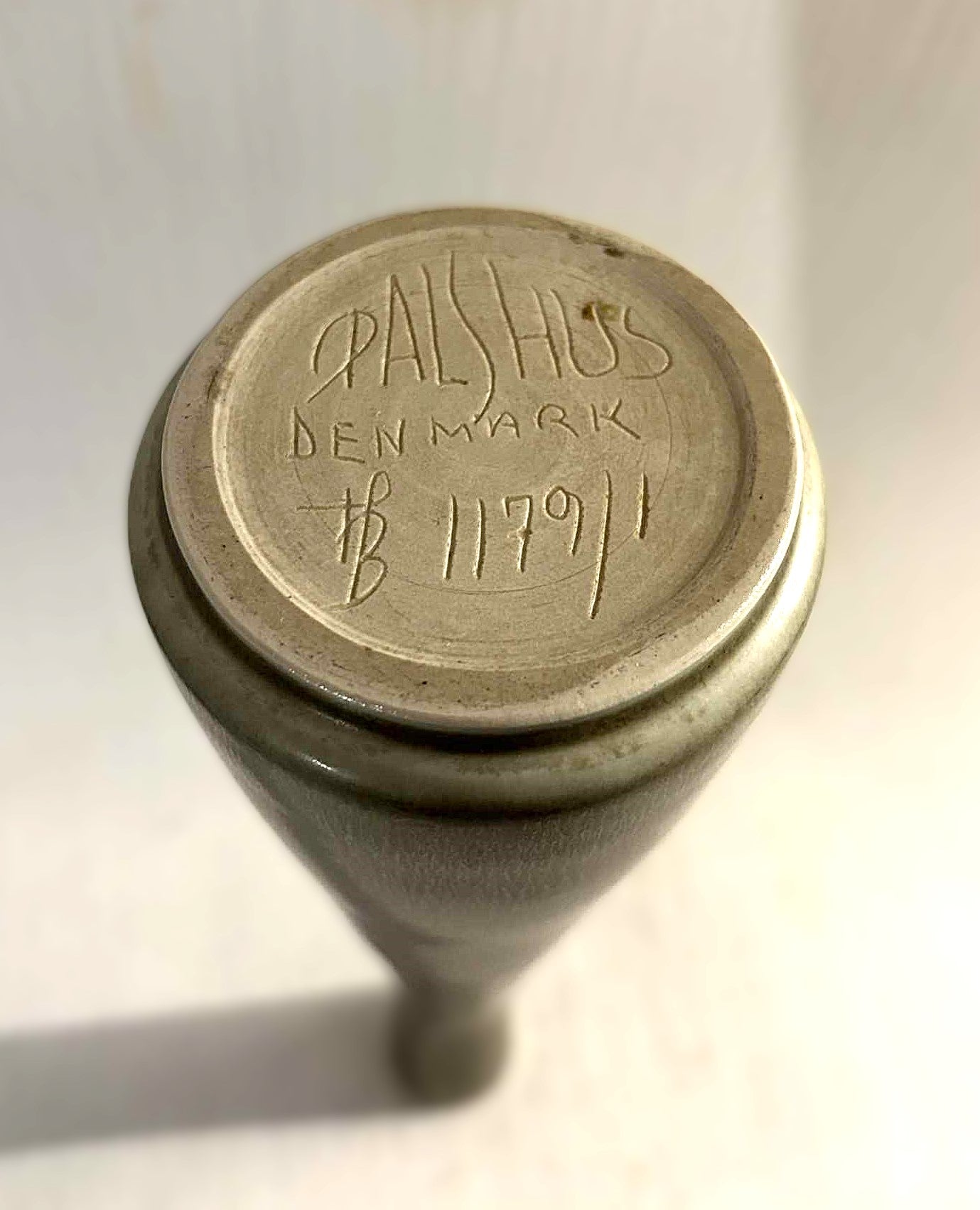 Rare Palshus vase made in stoneware with a slim look, design by Frode Bahnsen, Denmark 1960s