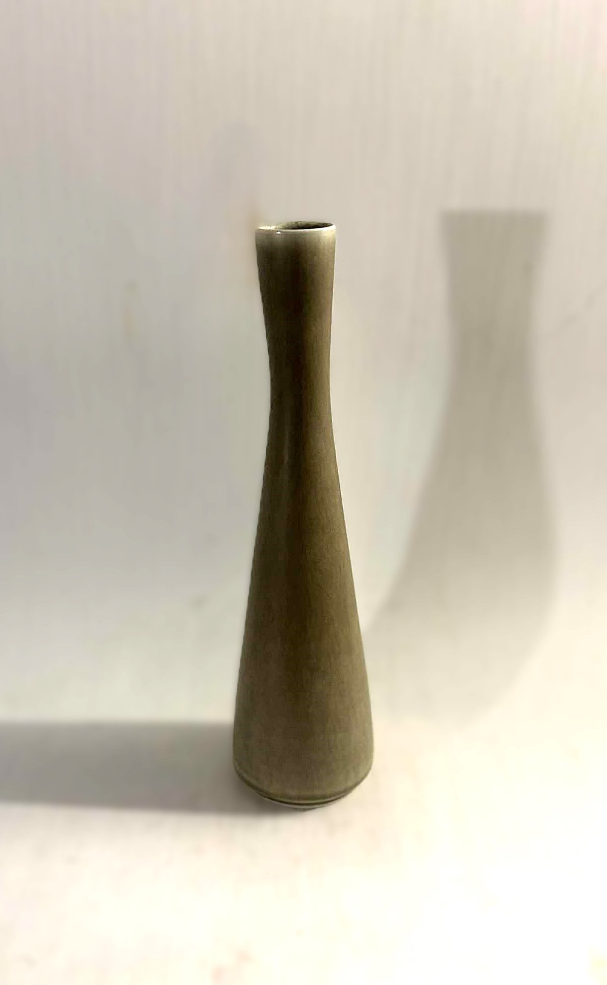 Rare Palshus vase made in stoneware with a slim look, design by Frode Bahnsen, Denmark 1960s