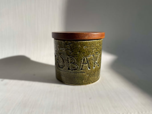 HOGNAS, Svensk keramik Tobakskrukke med teak låg fra 1960'erne - nr. 725750
