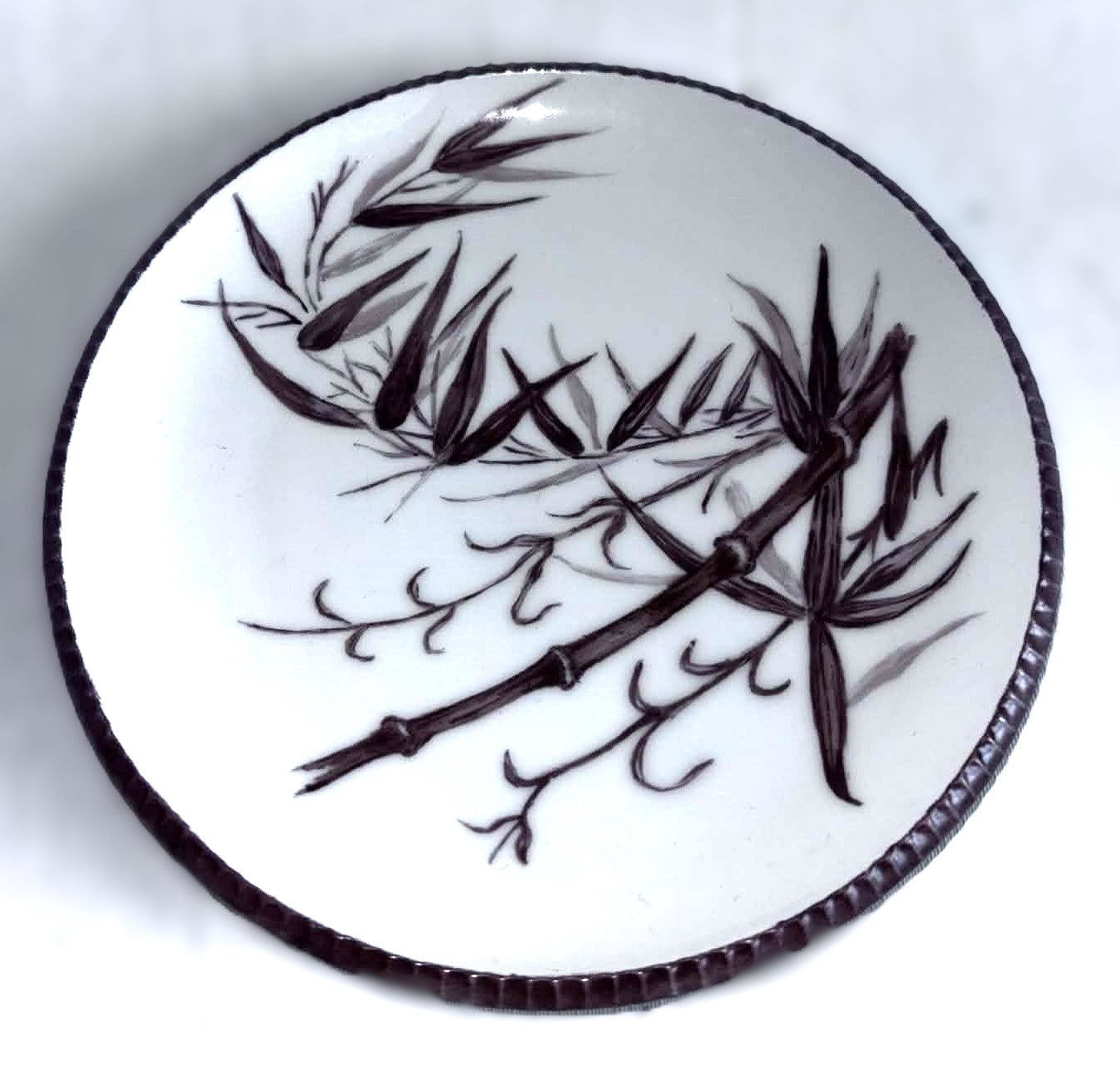 Beautiful Bing & Grøndahl ceramic plate