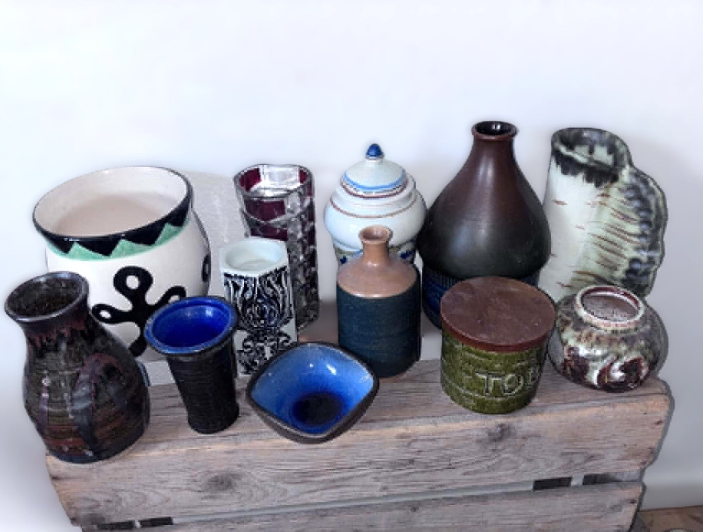 陶磁器とガラス工芸品（混在）- 13点