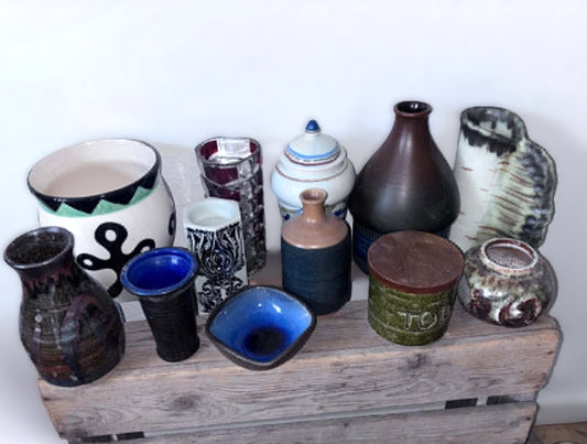 陶磁器とガラス工芸品（混在）- 13点