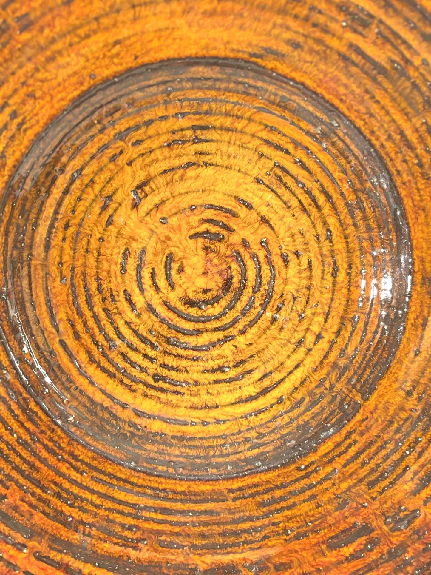 Large ceramic dish made of lead glaze, design by Niels Erling Heerfordt (1909-1884)
