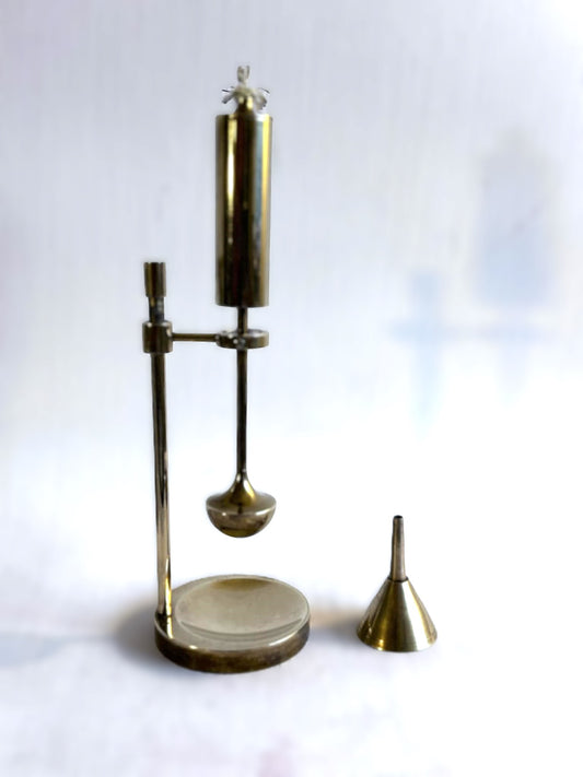 Vintage dansk Skibsolielampe af messing med gyro-ophæng, Danmark 1950`erne