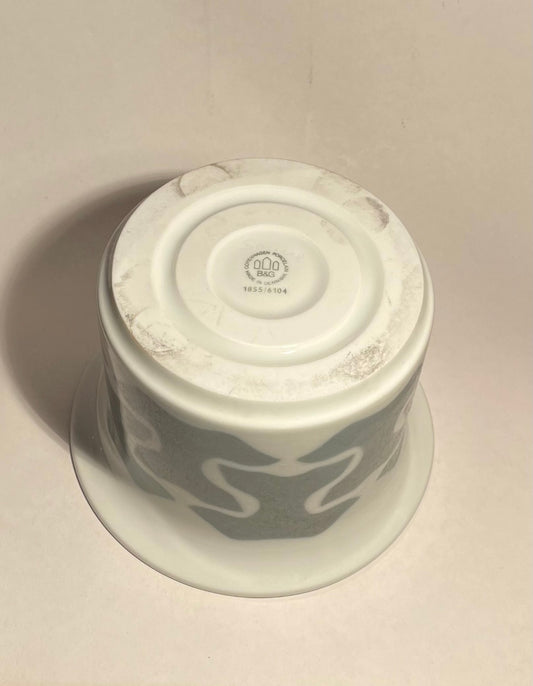 Flot Edith Sonne porcelæn skål fra Bing og Grøndahl - nr. 01997
