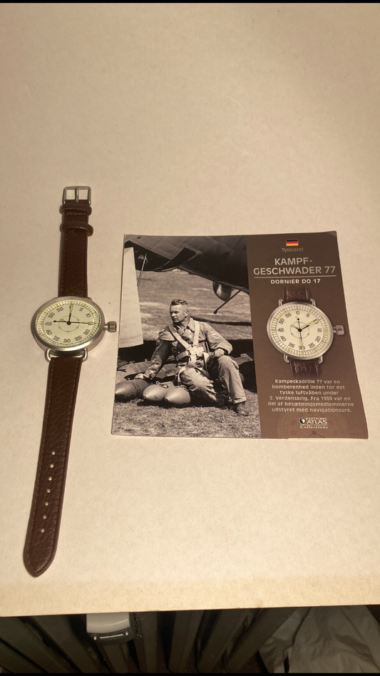 Pilot ure af nyere dato med mekanisk urværk - nr. 013080
