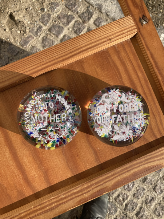 2 stk glas brevvægte - nr. 0517