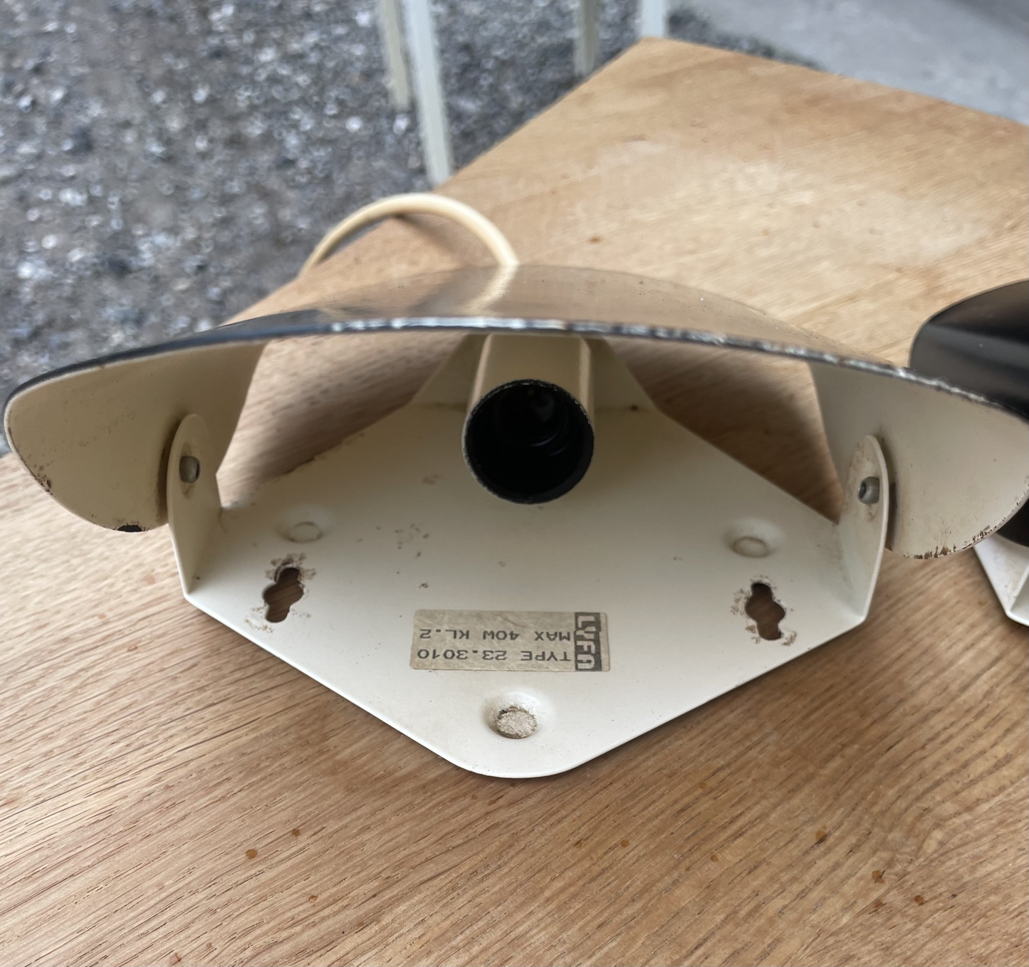 Et par flotte væglamper fra Lyfa - nr. 225625