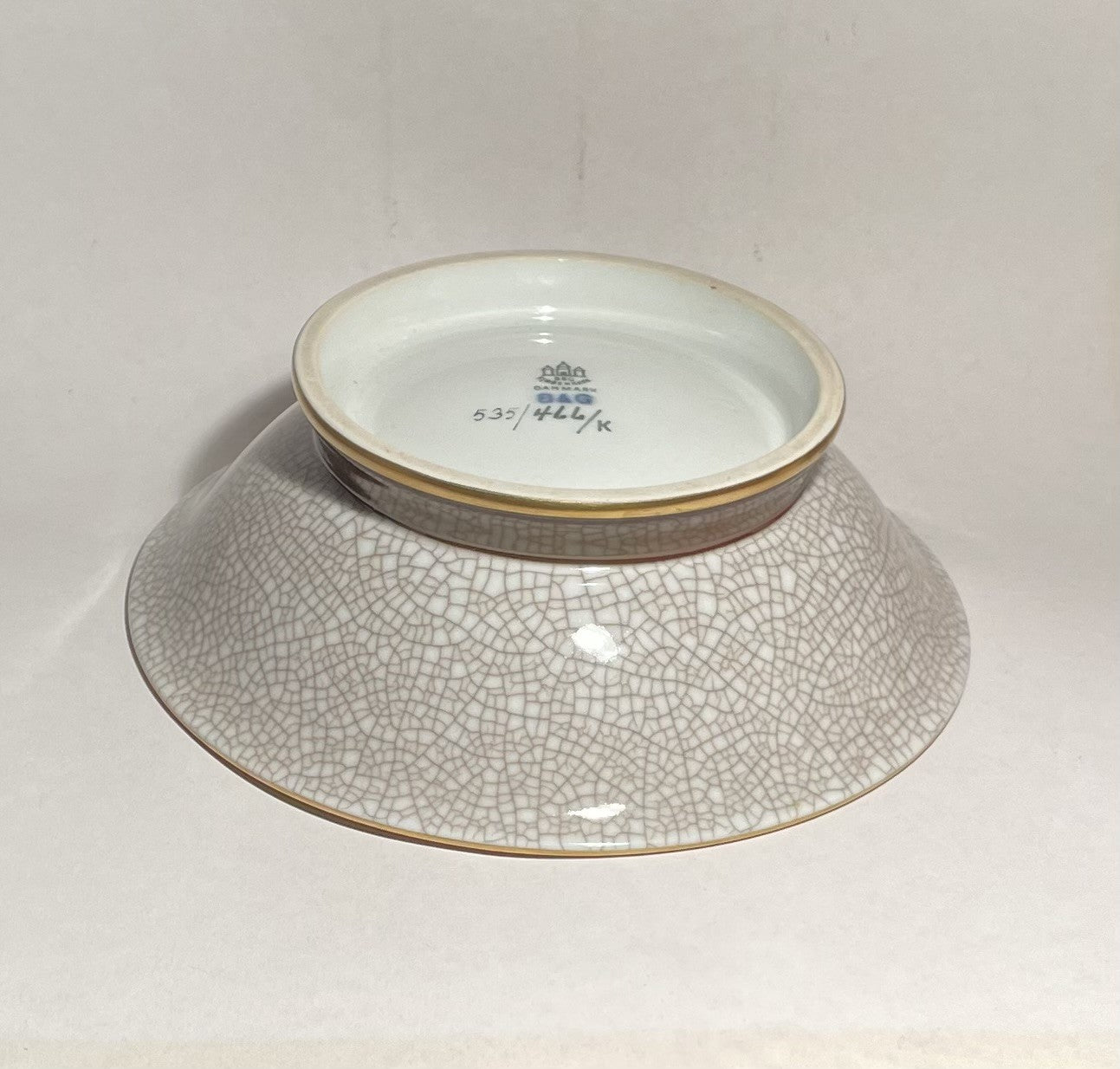 Beautiful old porcelain/crackle bowl from Bing &amp; Grøndahl - no. 01750
