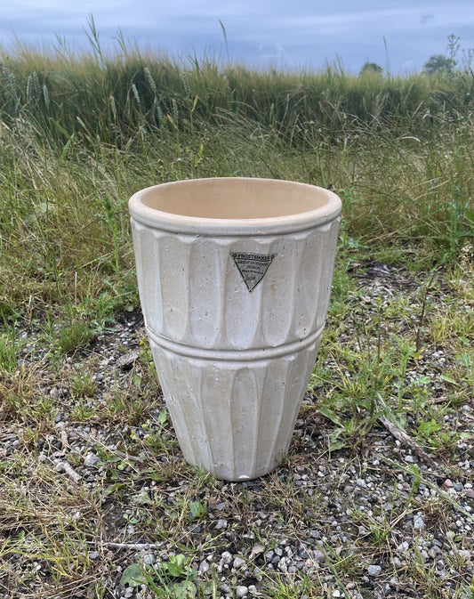 Stor, frostsikker havekrukke – Klaus Wettergren design - nr. 578444