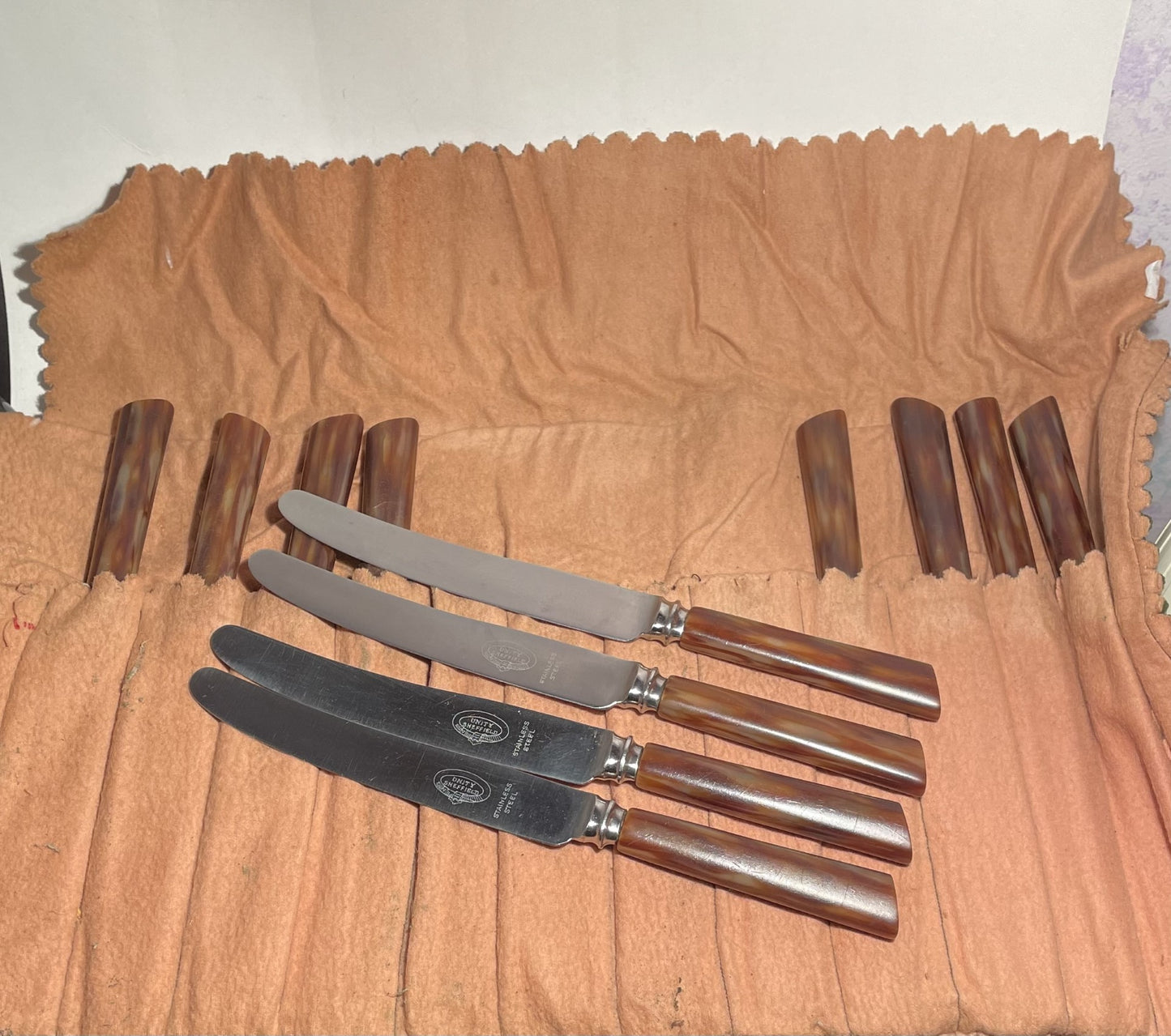 12 flotte knive med skæft af horn fra Unity Sheffield - nr. 011001