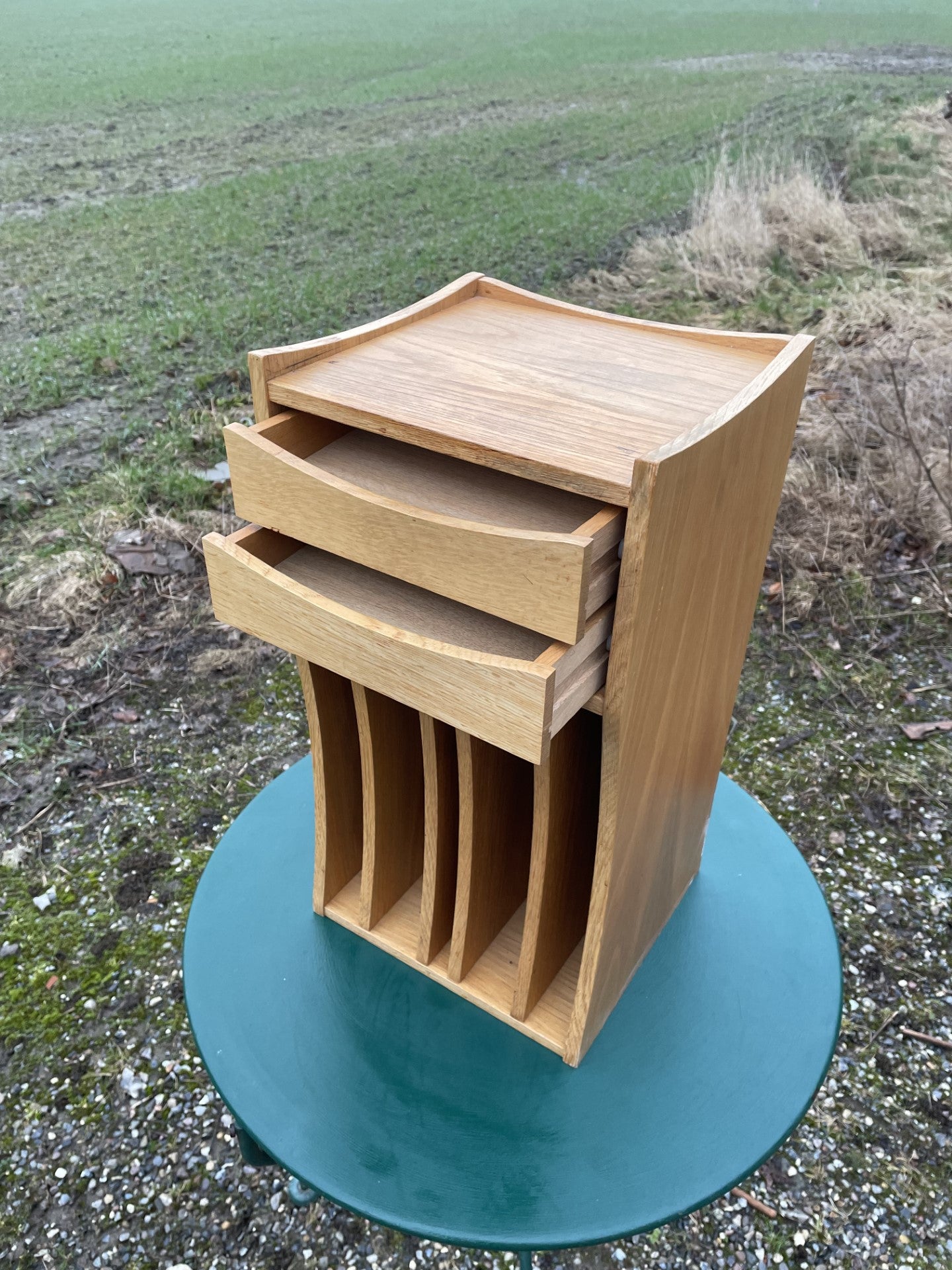 Beautiful oak cabinet for LP records - no. 011063