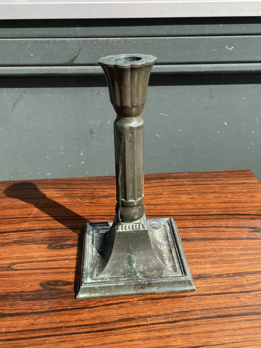 Flot Just Andersen lysestage i diskometal, model D54 - nr. 012050