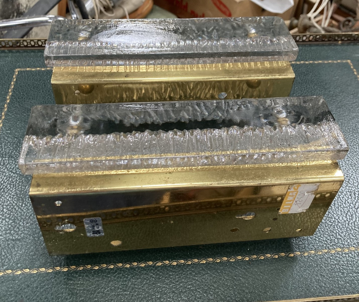 2 flotte væglamper i messing og glas - nr. 0305