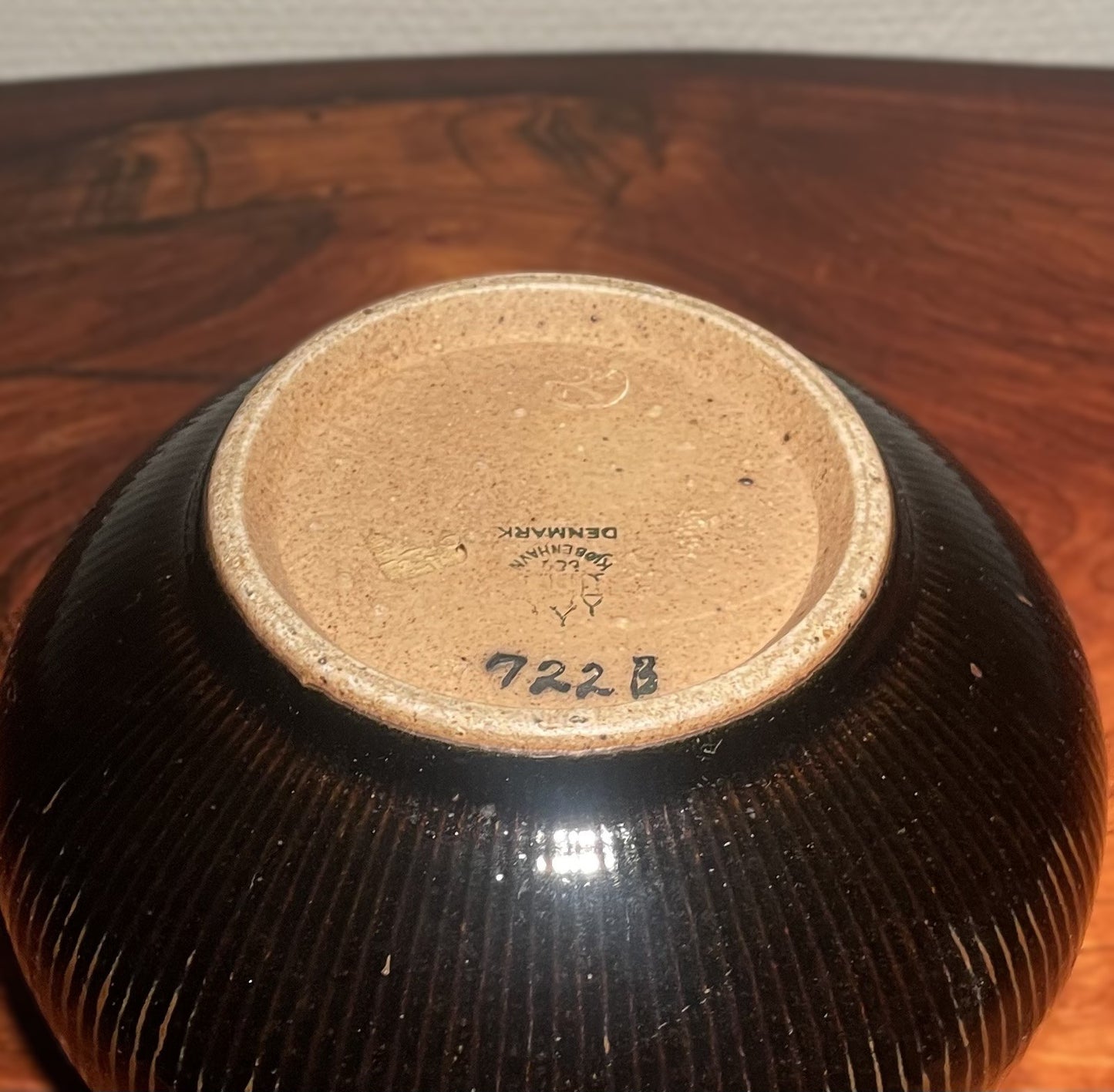 Richard Kærgaard stoneware bowl from Bing and Grondahl - no. 00010