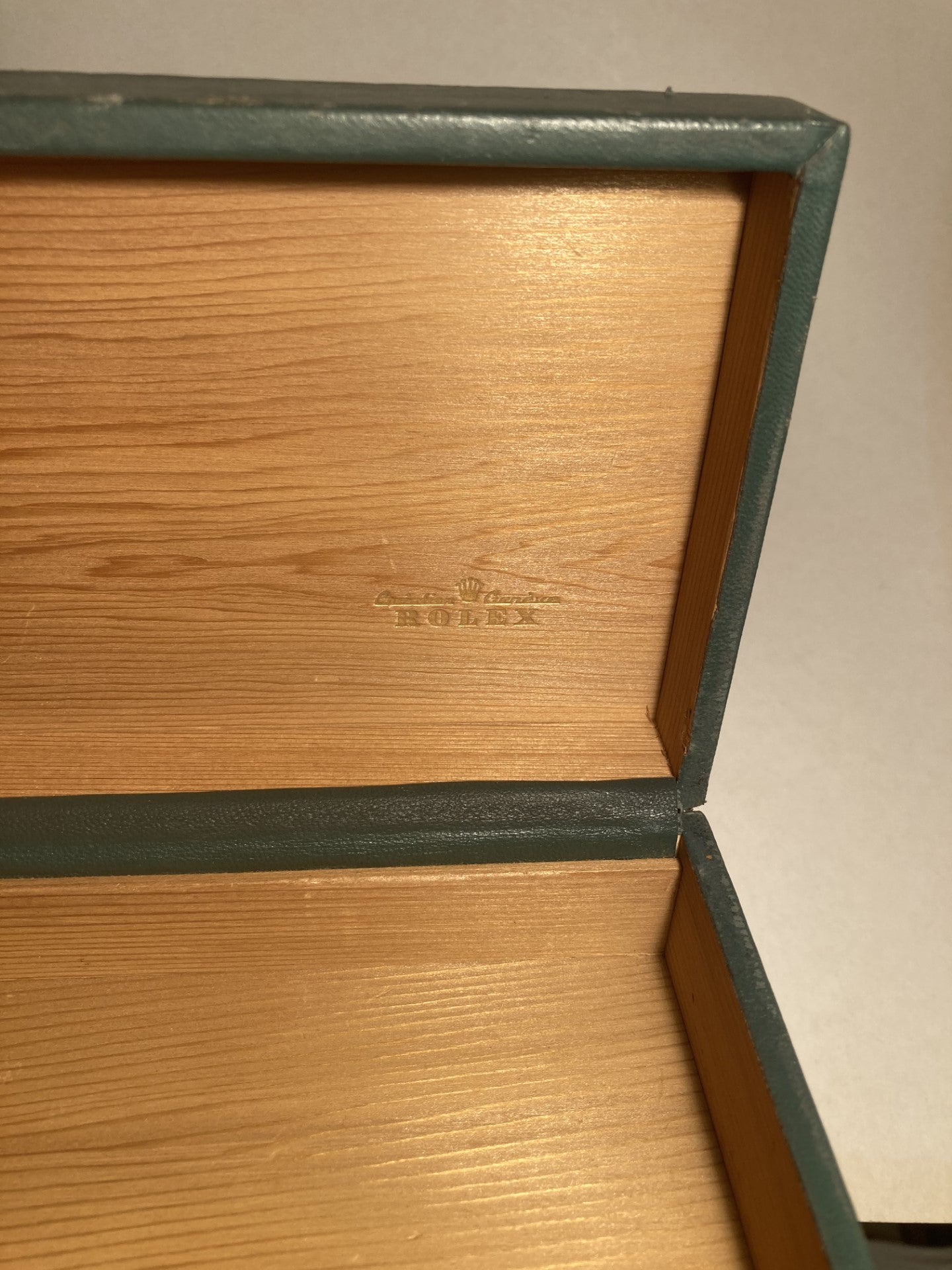Rolex-ur box med grønt læder - nr. 01378