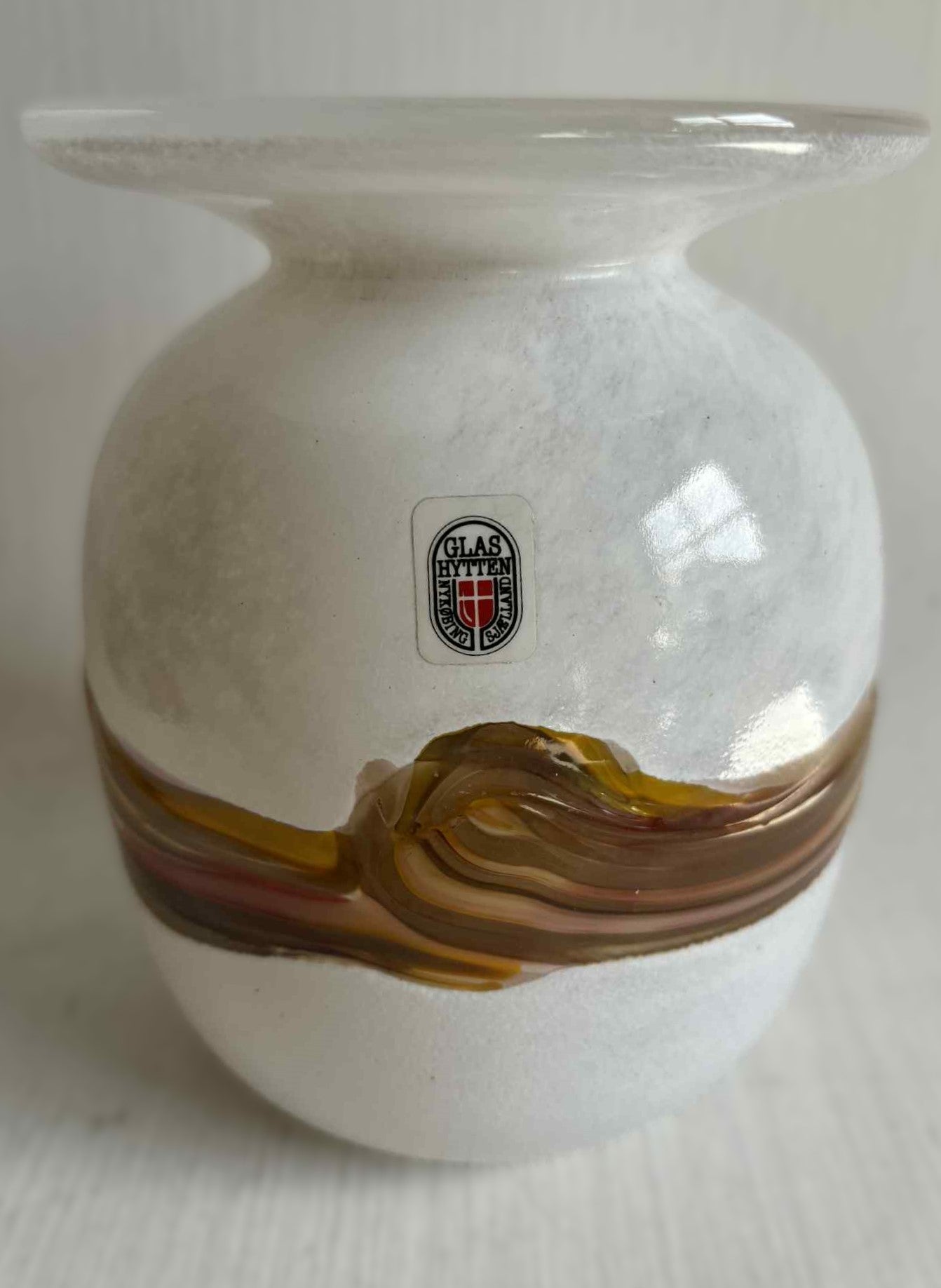 Beautiful vintage glass vase from Glas Hytten Nykøbing Sjælland - no. 555742