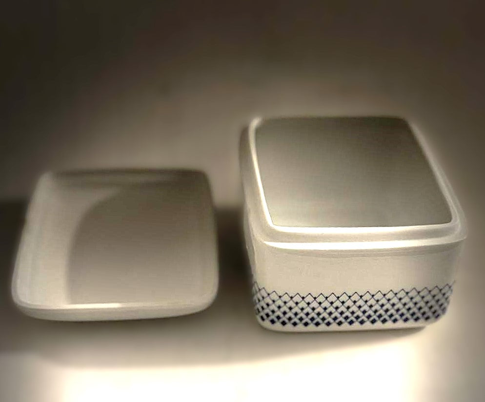 Ildfast smørkrukke fra stellet Romber - nr. 578785141041