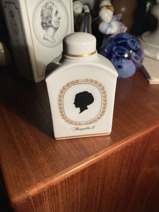 Porcelæn, låg krukke/tedåse, 200 års jubilæum - nr. 159750